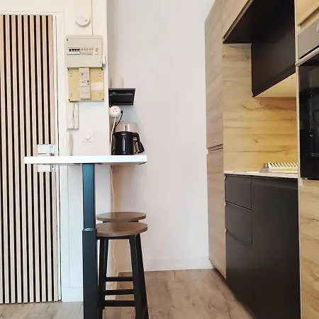 T2 Cosy Avec Parking Gratuit & Transports Au Pied * Cherbourg-en-Cotentin