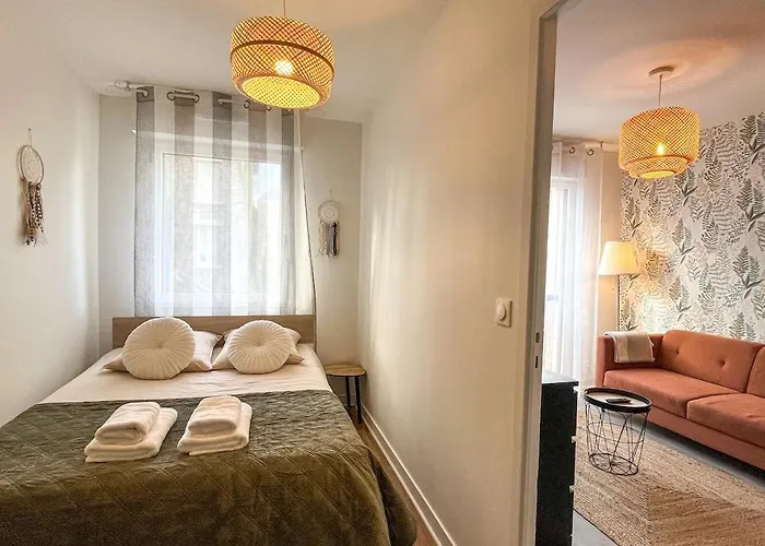 Appartement T2 Cosy Avec Parking Gratuit & Transports Au Pied *