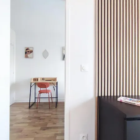 T2 Cosy Avec Parking Gratuit & Transports Au Pied Apartmán Cherbourg-en-Cotentin